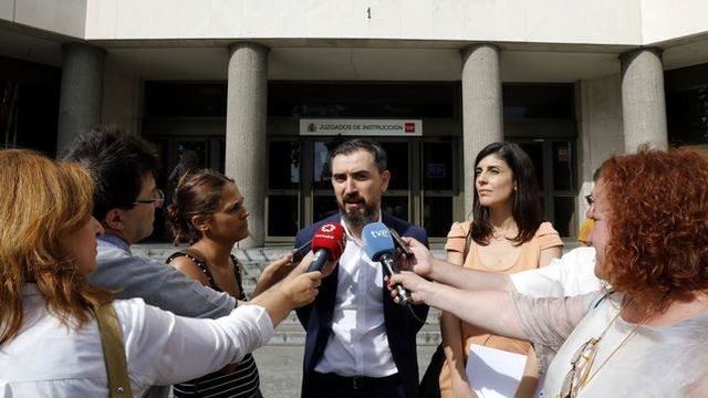 Cifuentes anuncia que es querellarà contra Escolar i Ejerique