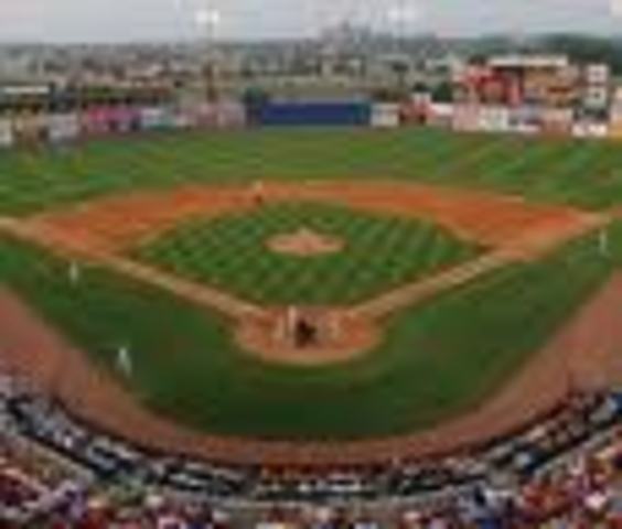 Nosotros viajamos a competencía de estado para beisbol otra vez