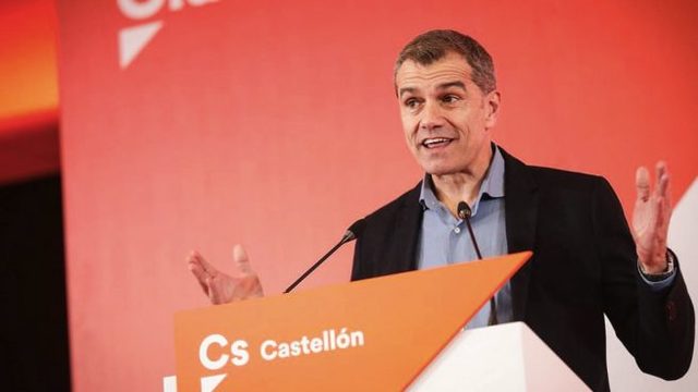 Okdiario: llicenciatura de Toni Cantó