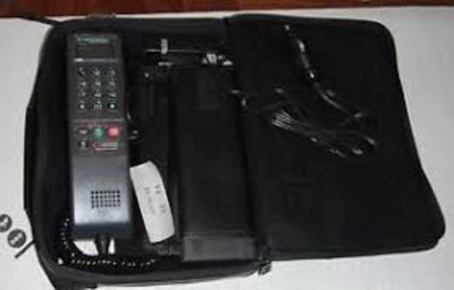 Motorola Bag Phone (2900)