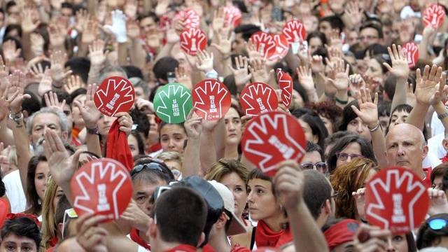 Así describieron en WhatssAp la violación los detenidos en San Fermín.