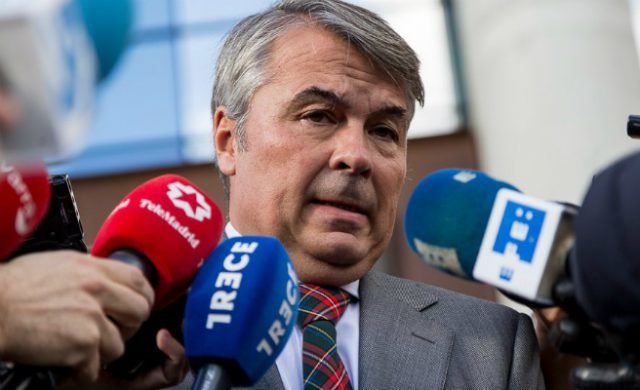 La víctima de La Manada dice que no opuso más resistencia porque entró en shock.