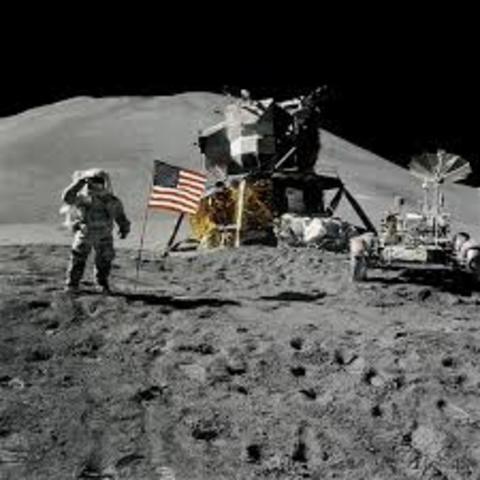 American astronauts land on the moon
