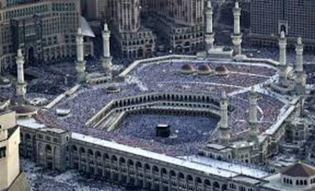 Muhammad returns meca controlled