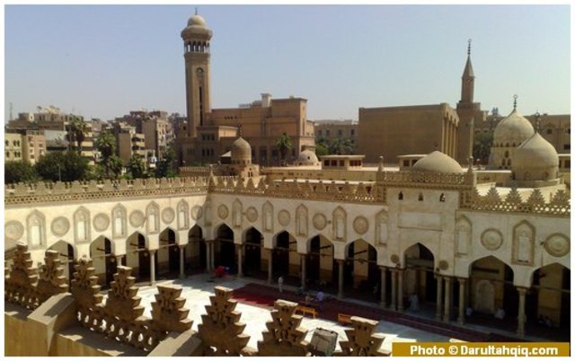 Al-Azhar University is founded