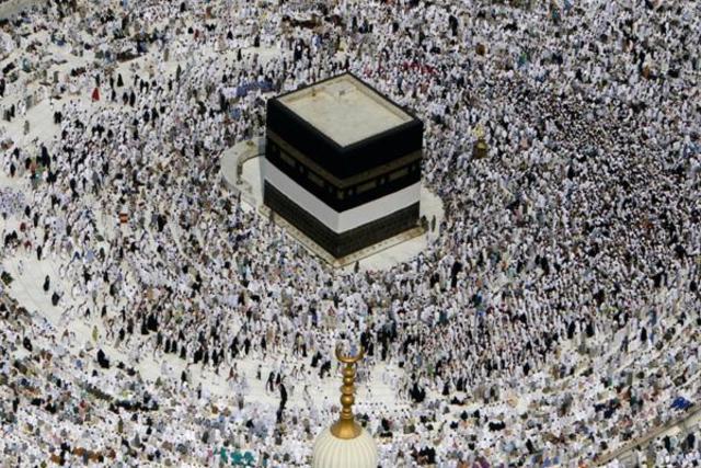Muhammed gains control Mecca