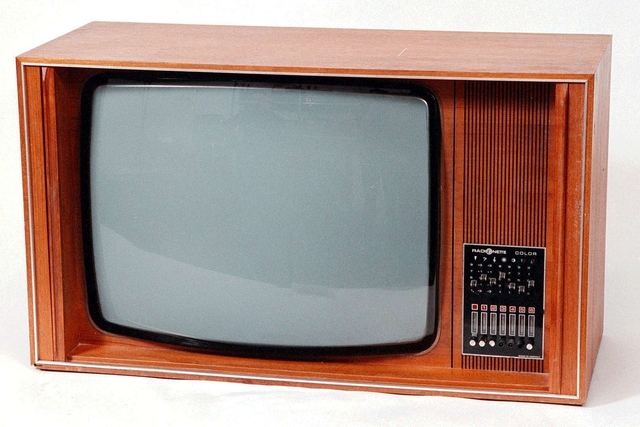 Konkurranse mellom avisene og fjernsynet