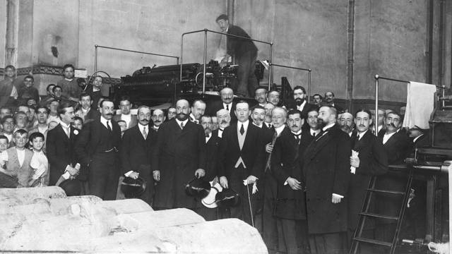 LA PRIMERA COMUNICACIONES TRANSOCEANICA