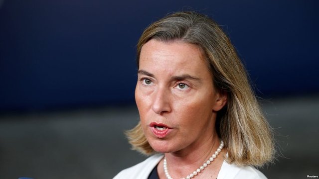 Italia pone en jaque a la UE amenazando con abandonar la Operación Sofía