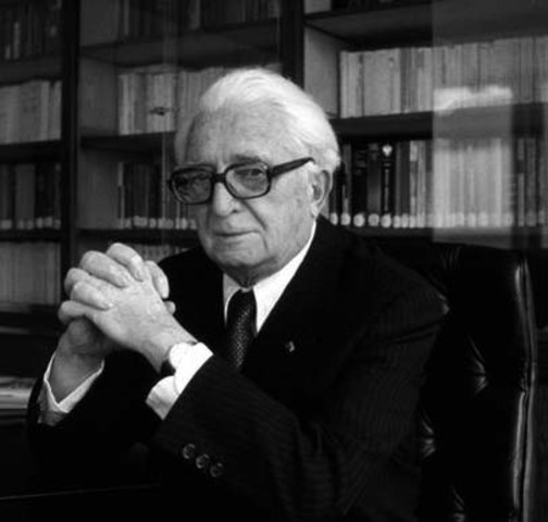 Fernand Braudel, menciona que la naturaleza impone limitaciones sobre lo que la gente puede o no puede hacer.