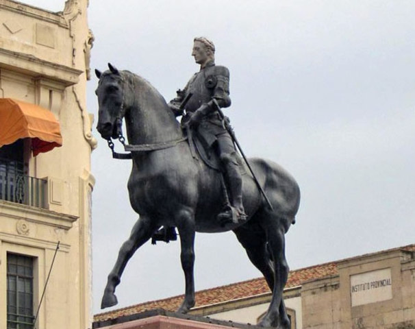 Felipe II creó la figuradel capitán general