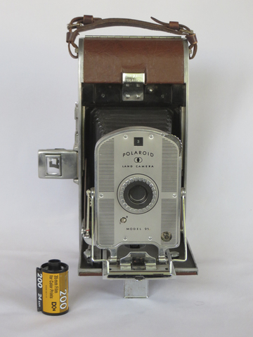 Primera càmera comercial Polaroid