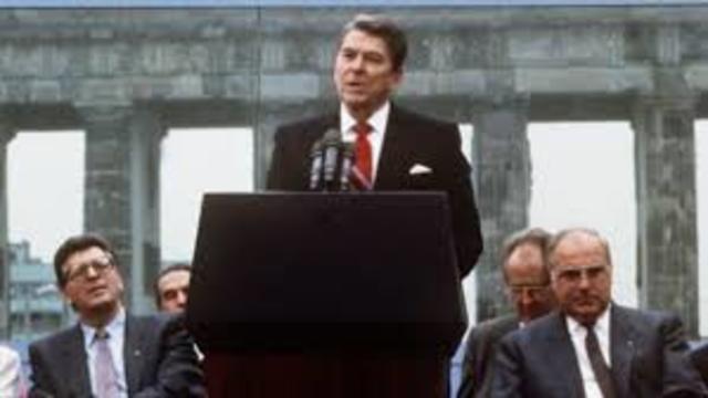 Fall of the Berlin Wall, Ronald Reagan