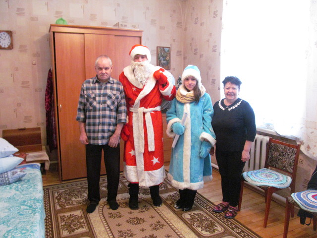 Новый Год в доме престарелых