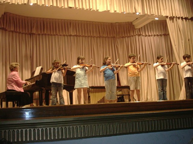 Lehenengo kontzertua