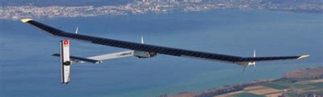First plane fueled by solar energy