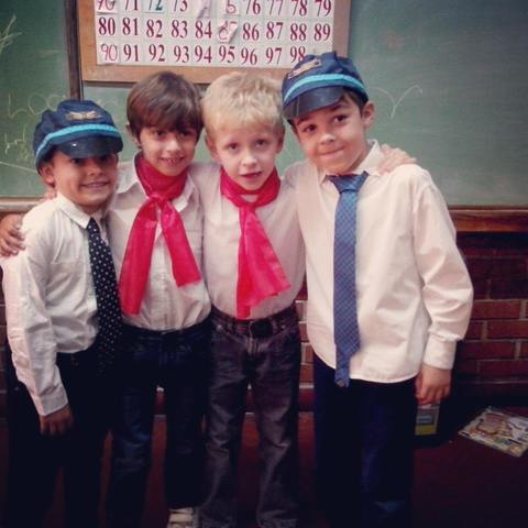 Acto mitad de año de 1ro