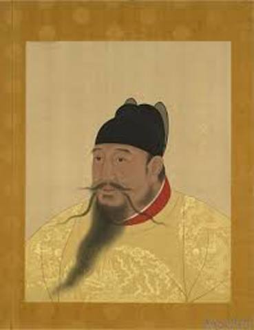 emperor Yongle builds imperial city.