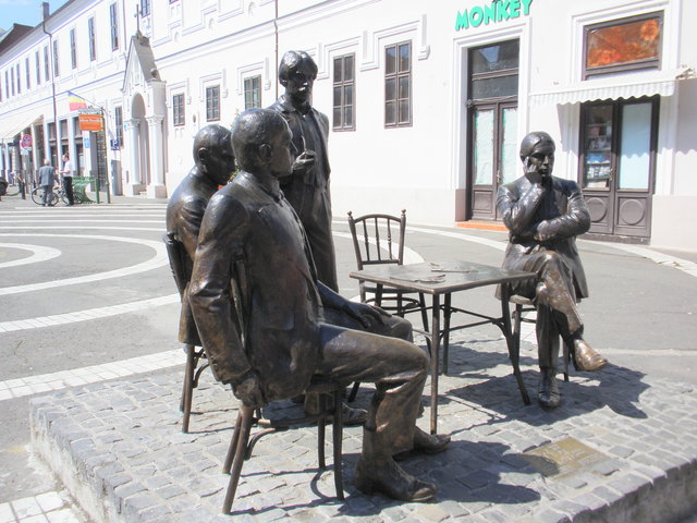 A Holnap nevű irodalmi csoport egyik alapítója Nagyváradon