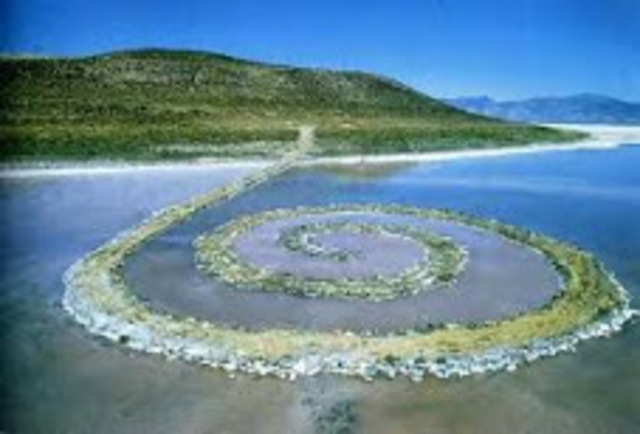 Spiral Jetty - sculpture - Robert Smithson