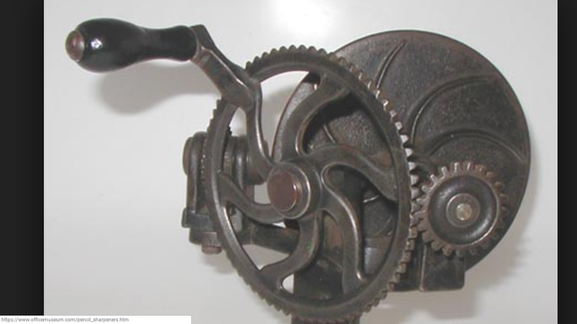 Pencil sharpener