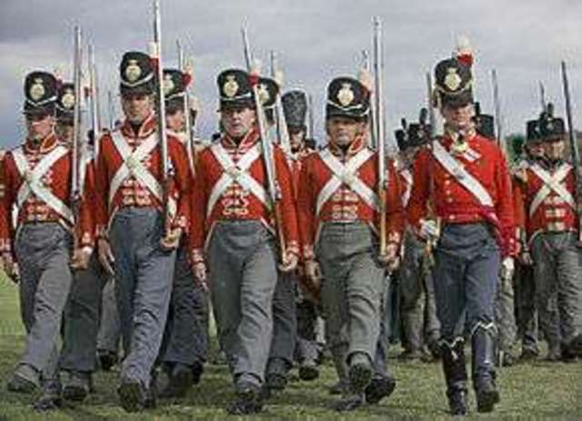 1,000's of Redcoats in Boston