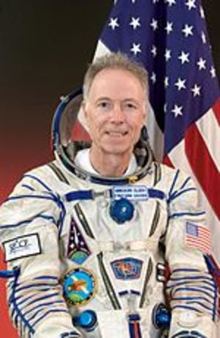 primer turista espacial 2001