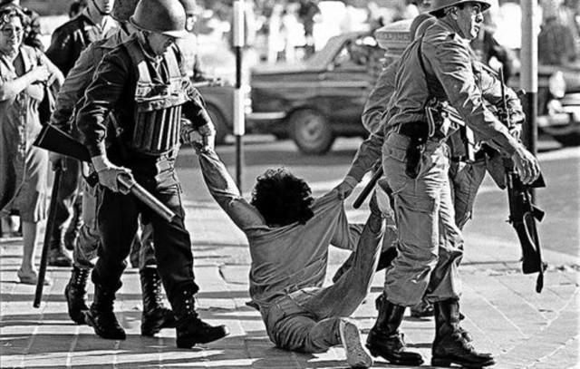 ARGENTINA: Inicia la dictadura.