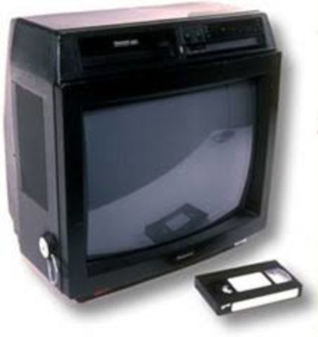 Inicia Era de la Información. Máximo esplendor de las T.E.