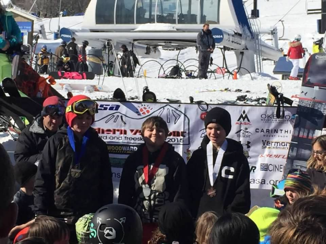 junte snowboard equipio