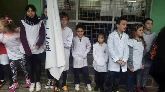 escolta de las banderas2016