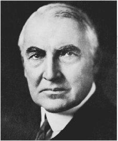 Warren G. Harding is elected president