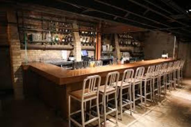 Father kicks a rebel out of his Tavern