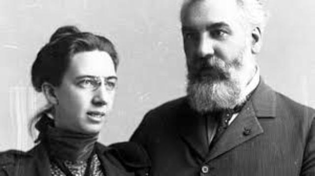 Alexander Graham Bell Marries Marble Gardiner Hubbard
