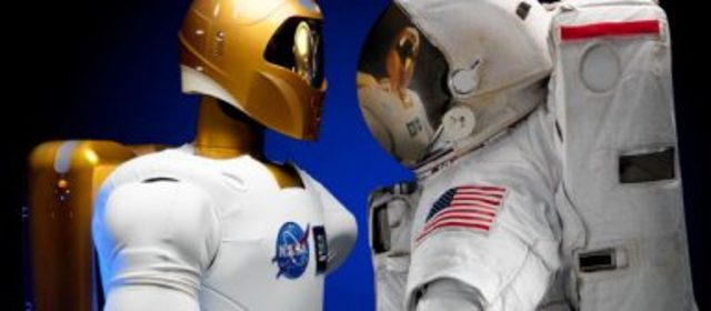 Robot astronauta