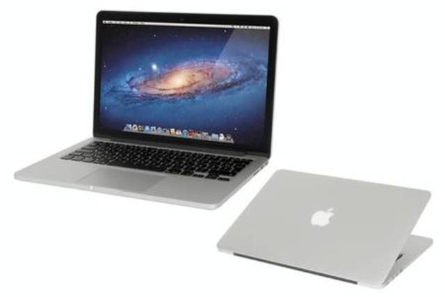 Primer portátill en mi familia(Mac book)
