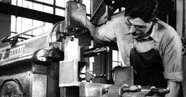 The Ford Motor Company announces the creation of a 40 hour week