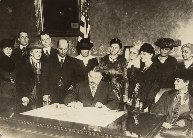 The 19th Amendment is ratified by Congress