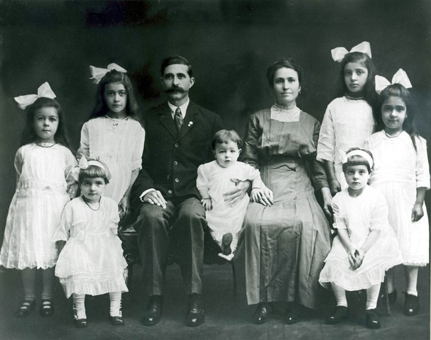 Caranna Family Comes to America