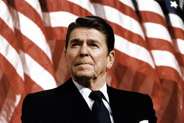 ‘Tear down this wall’ speech