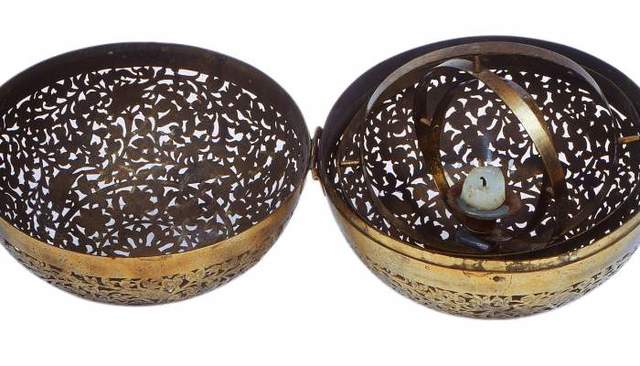 Esfera metàl·lica de la Xina