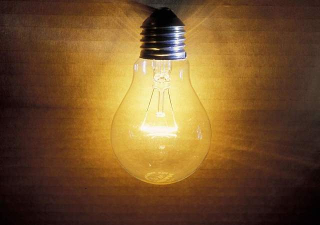 Thomas Edison Patents the Lightbulb