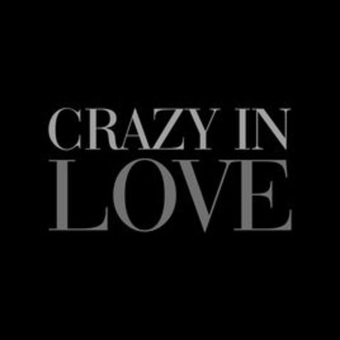 'Crazy in Love' el senzill de l'any indica l'arribada d'un nou rei i la reina del firmament del pop, i la unió de hip hop i R&B que esdevindrà el so dominant de la dècada.
