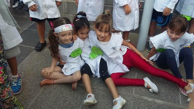 En el patio de las banderas