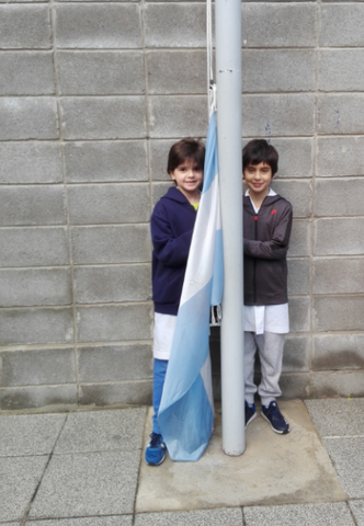 Icé la bandera  3ro