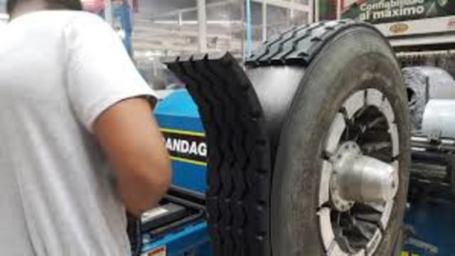 Neumaticos con cámara hermano Michelin