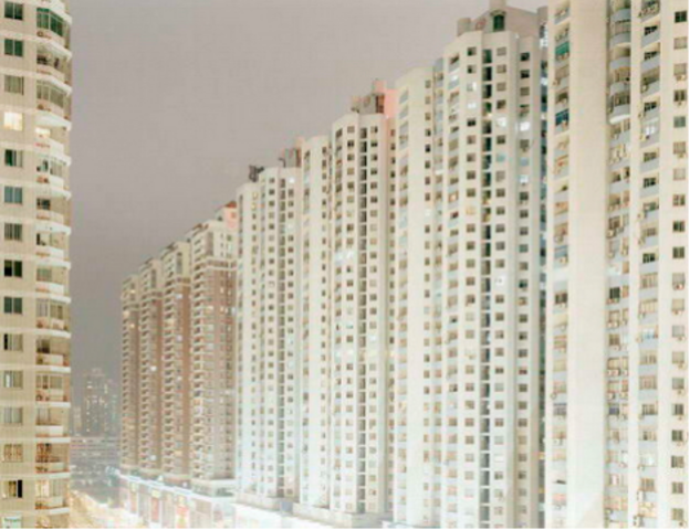 Peter Bialobrzeski, "Shenzhen", photographie, 95 x 120 cm, LA Galerie, Francfort, 2001