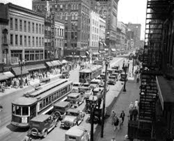 After moving to Rochester New York she married Stephen Rozewski since American authorities didn't like foreign women immigrants that were unmarried because they usually ended up in prostitution