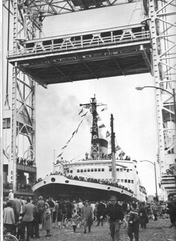 Ouverture de la voie maritime du Saint-Laurent