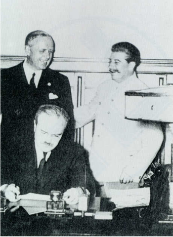 Signature du pacte germano-soviétique